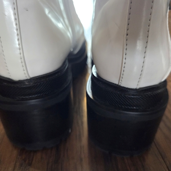 Jeffrey Campbell Czech Combat Boots 7.5M White Black Buckle Lug Sole Platform - Picture 8 of 9